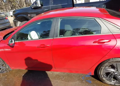 2023 Hyundai Elantra Sel from USA, damaged, VIN 5NPLM4AG7PH114210